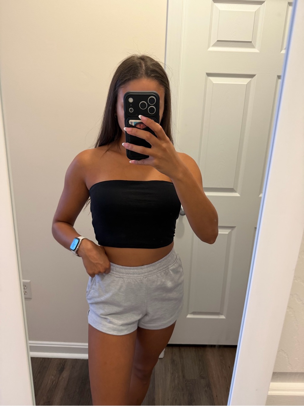 Black Strapless Tube Top - Women's Casual Crop